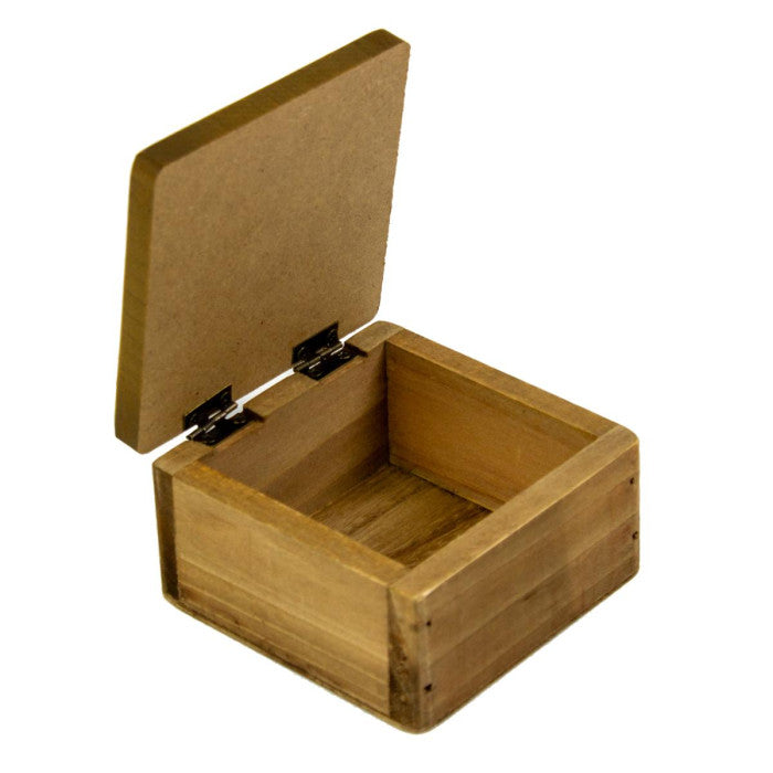 MEG HAWKINS træeskja, ófantaligur lundi - 9x9 cm (6/48)